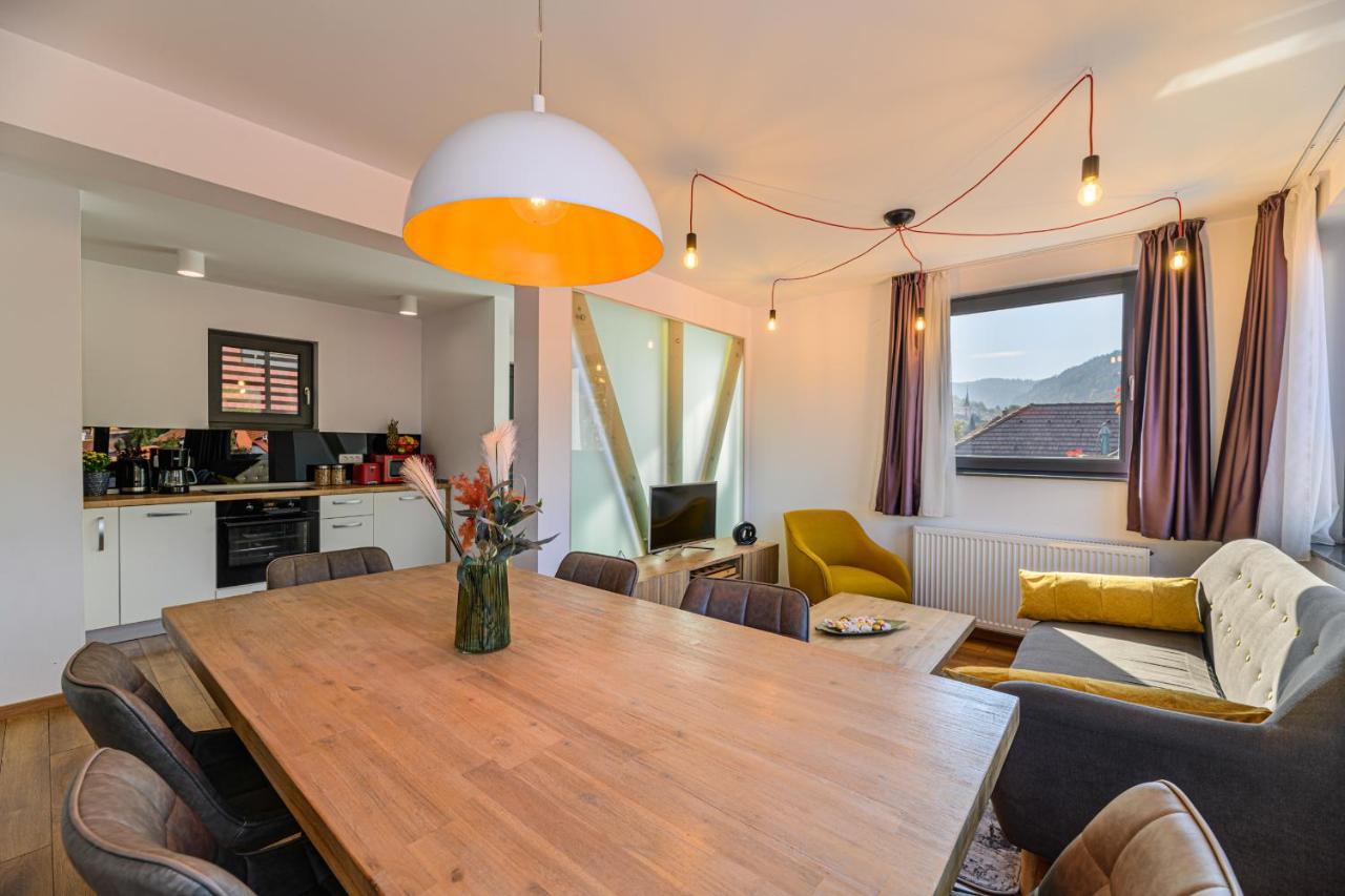Sun Villas Accommodation Brasov Exterior photo