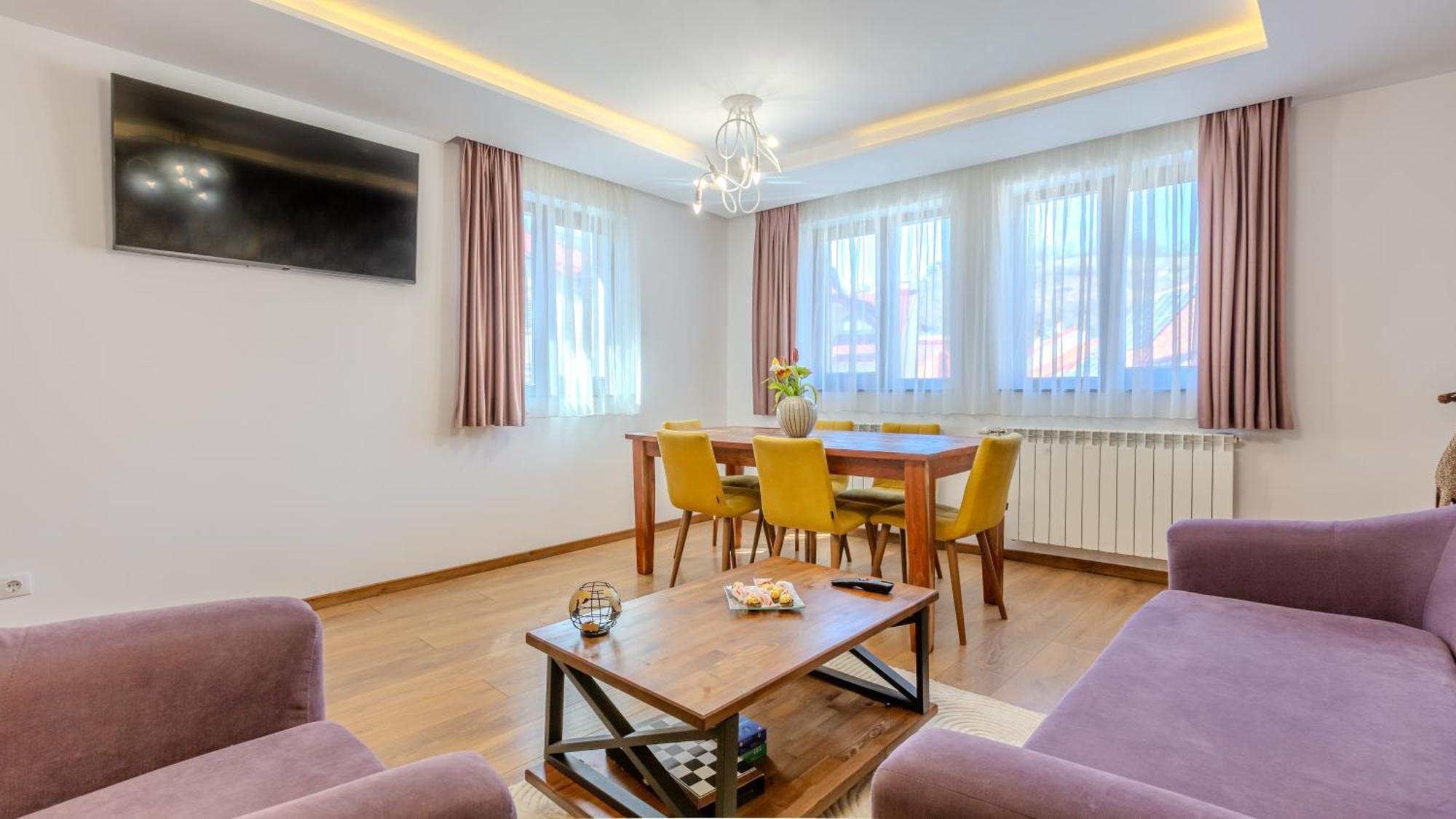 Sun Villas Accommodation Brasov Exterior photo